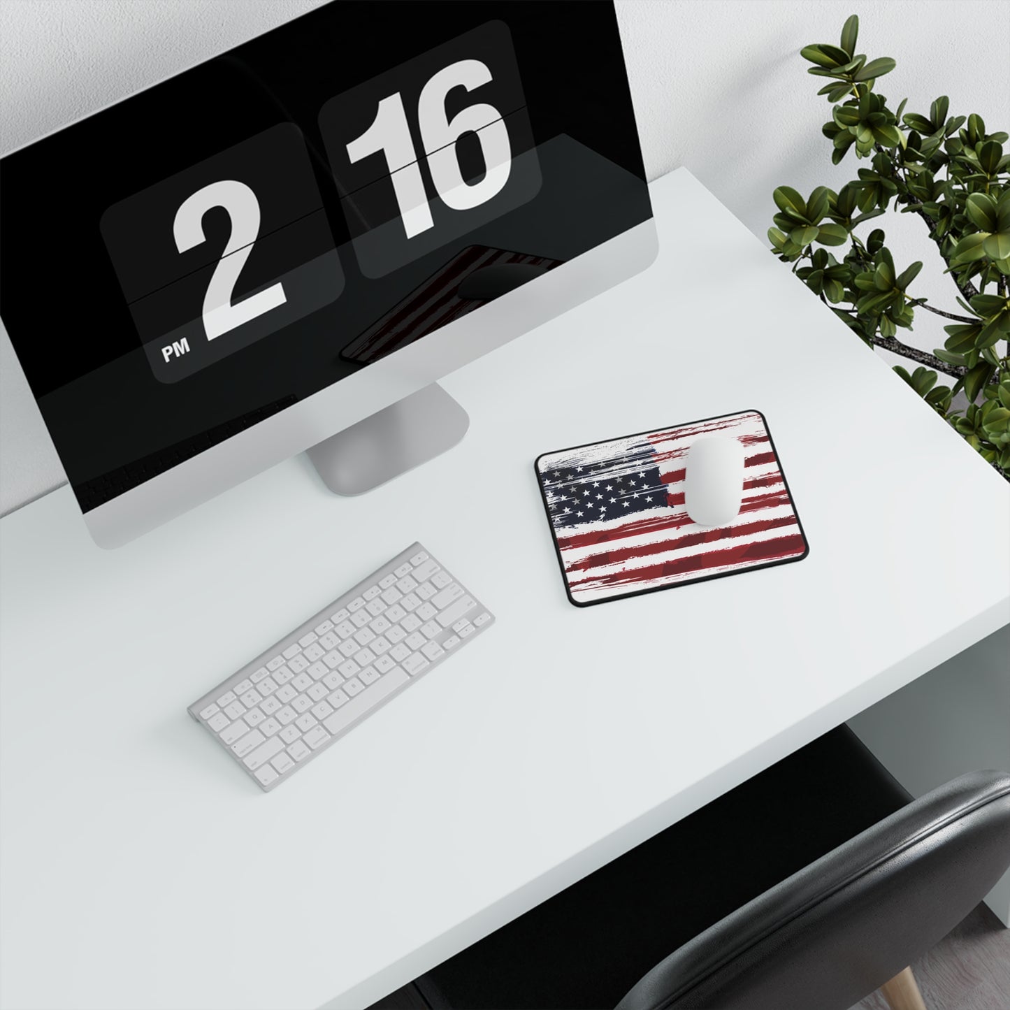 Tattered American Flag Non-Slip Gaming Mouse Pad