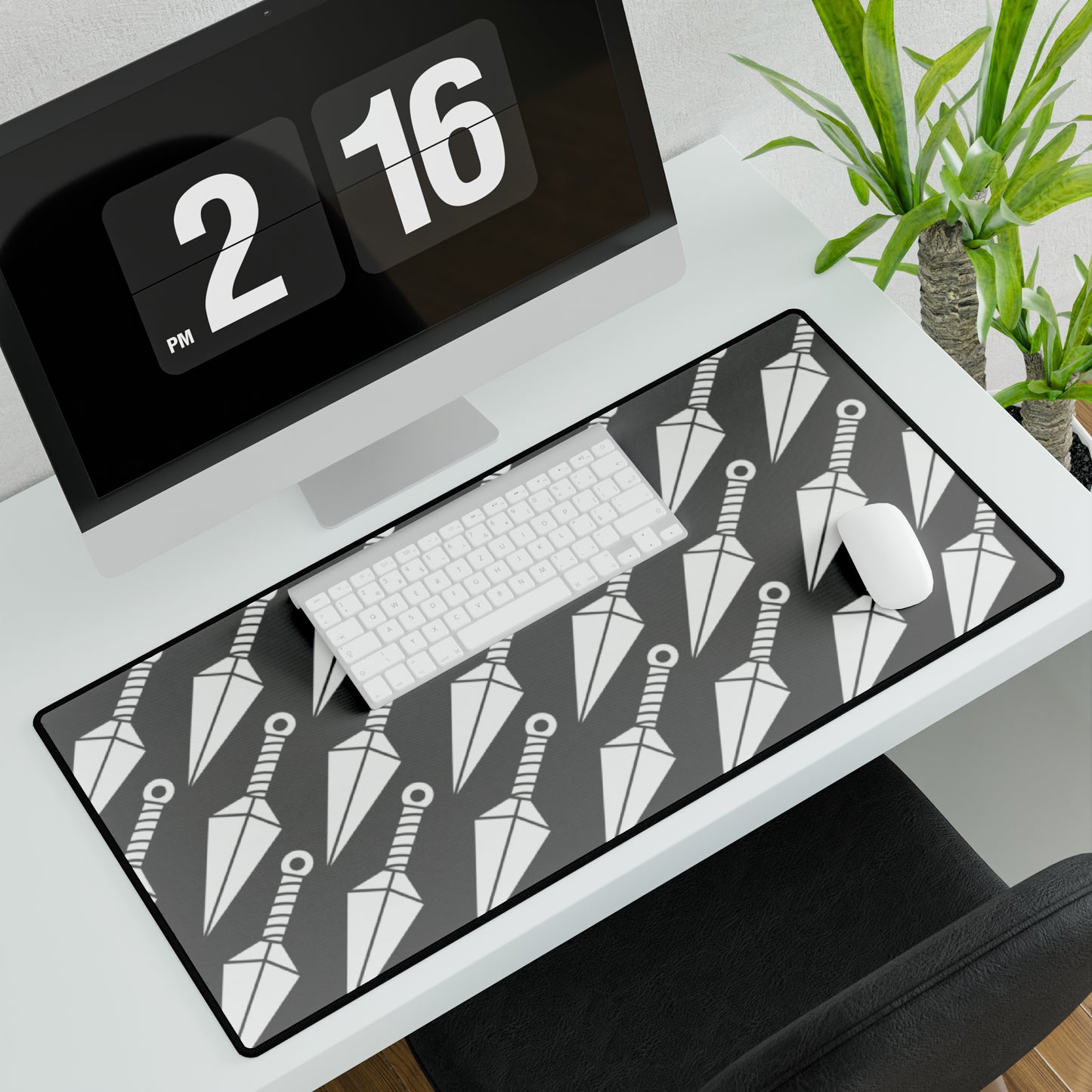 Kunai Pattern Desk Mat